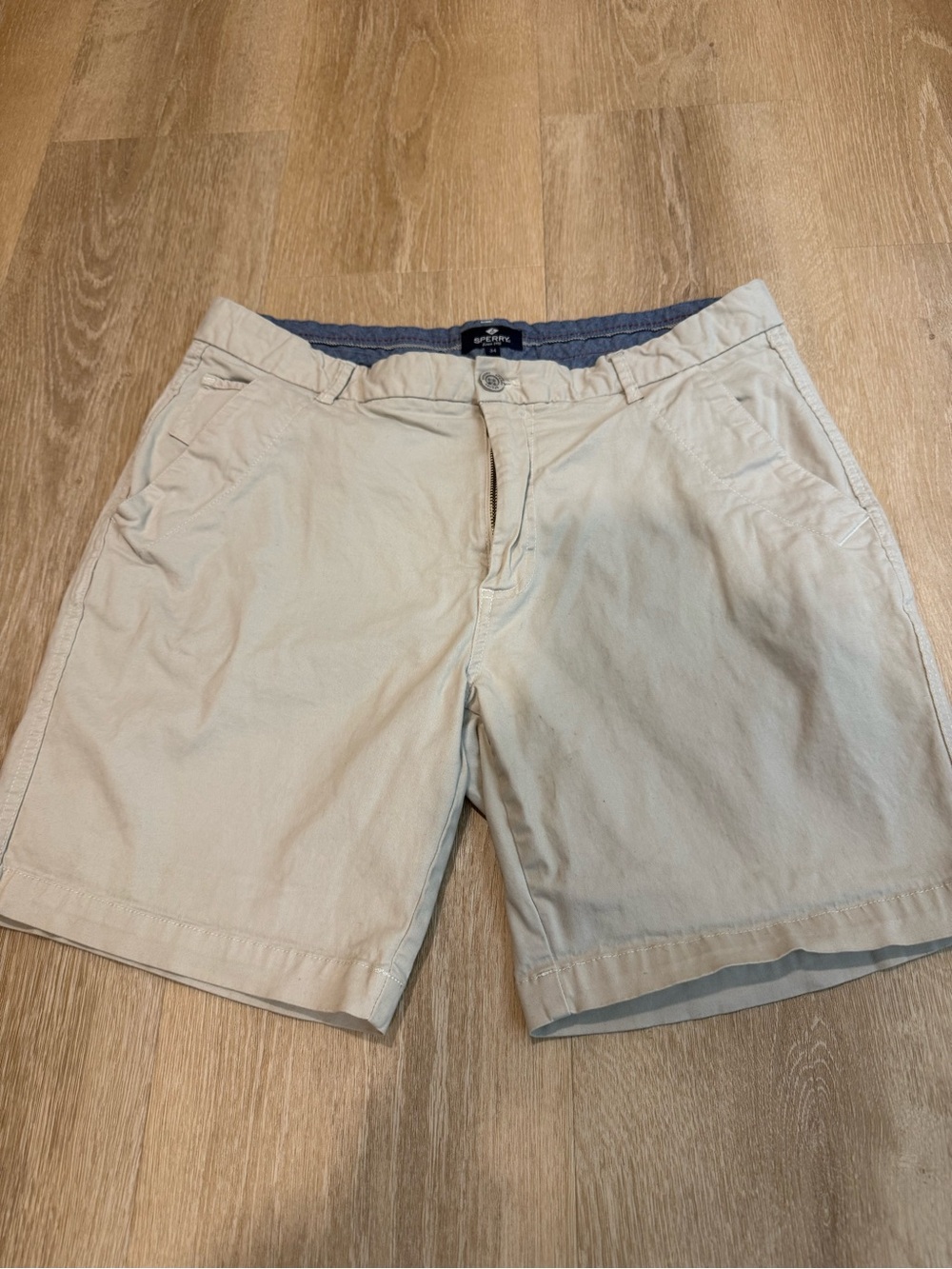 Sperry Light Beige Flat-Front Men's Shorts